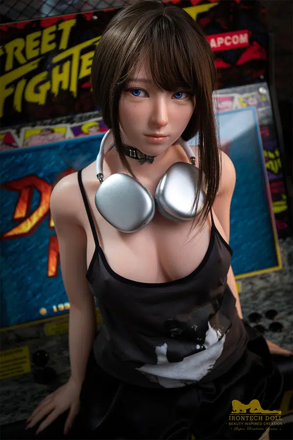 IrontechDoll 低身長ロリ巨乳ラブドール